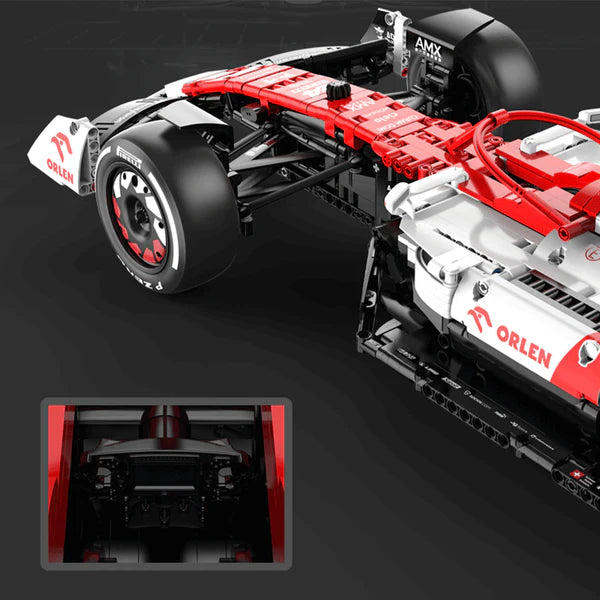 DAS OFFIZIELLE ALFA ROMEO F1 AUTO 2022 | 2305 TEILE