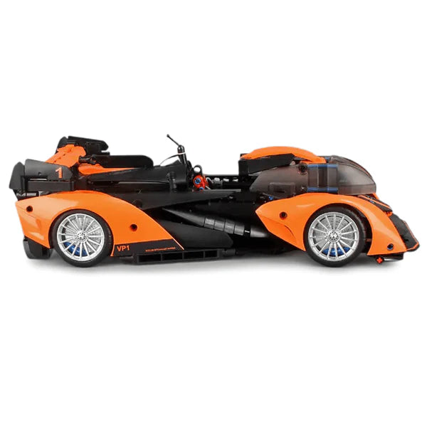 Britischer GT Hypercar, 816 Teile