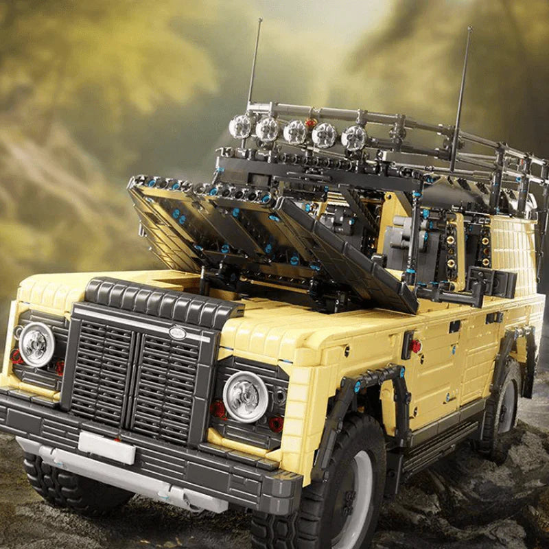 LAND ROVER DEFENDER SAFARI EDITION | 3379 TEILE