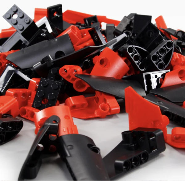 Ferngesteuerter Gabelstapler | 1718 Teile