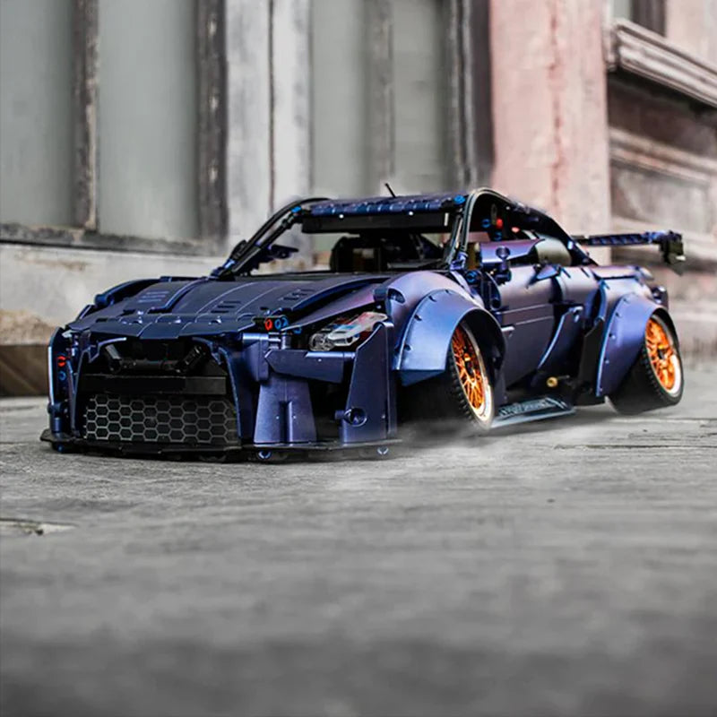 Limitierte Edition: Stanced R35 Godzilla | 2389 Teile