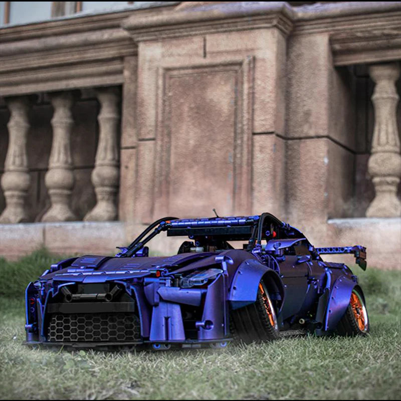 Limitierte Edition: Stanced R35 Godzilla | 2389 Teile