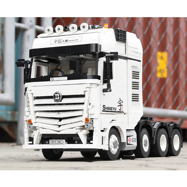 Ferngesteuerter Container-Lkw | 2949 Teile