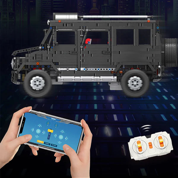 FERNGESTEUERTER UNIMOG | 2938 TEILE