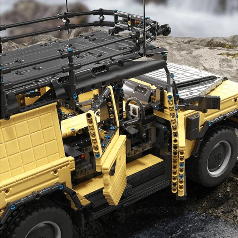 LAND ROVER DEFENDER SAFARI EDITION | 3379 TEILE