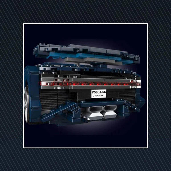 Mid-Engine Luxury Hypercar | 1221 Teile