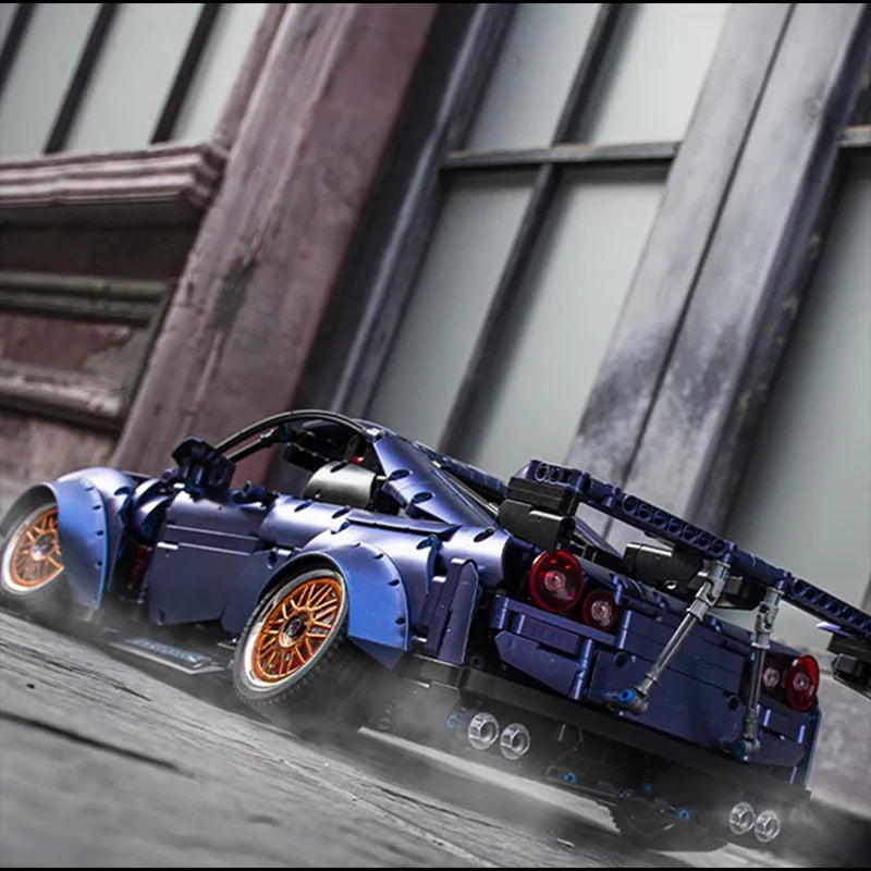 Limitierte Edition: Stanced R35 Godzilla | 2389 Teile